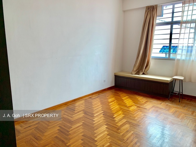 Jalan Haji Salam (D16), Terrace #196633702